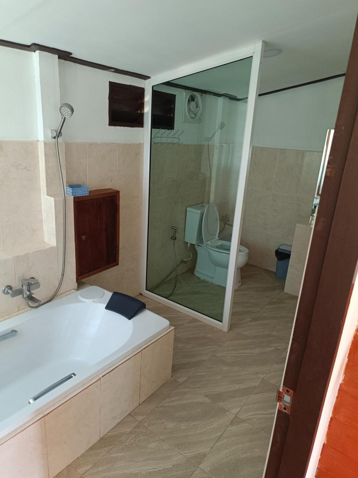 ม่วนใจ๋ปันสุข โฮมสเตย์แอนคาเฟ่ Muanjai Punsuk Homestay And Cafe Чомтонг Екстер'єр фото
